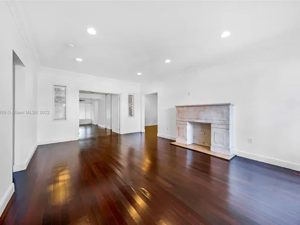 1422 Normandy Dr, Miami Beach, FL 33141