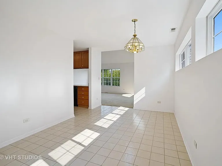 Eat in area off kitchen. Ceramic tile floor