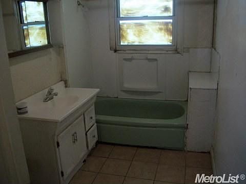 3rd image of 1730 W Sonora St