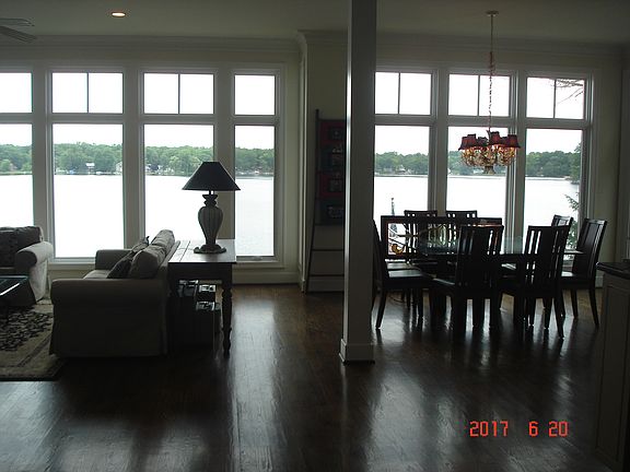 5th image of 8142 Leonard Dr