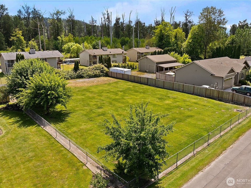 1st image of 428 4th Avenue SE