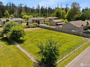 428 4th Avenue SE, Pacific, WA 98047