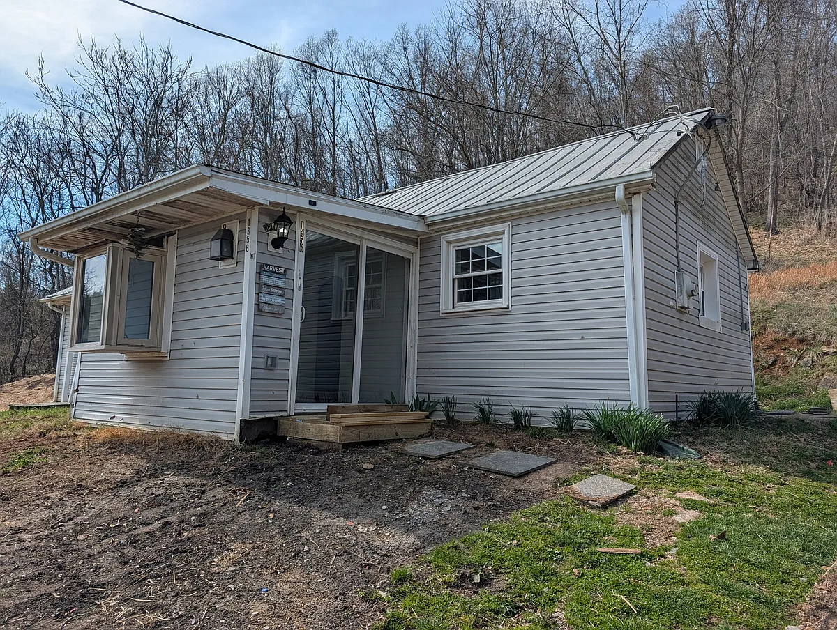 Building Photo - 1356 Craigs Mountain Rd