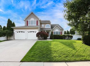 313 Pond Rd, Egg Harbor Township, NJ 08234