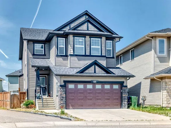 325 E Evanspark Gdns NW, Calgary, AB T3P 0G6