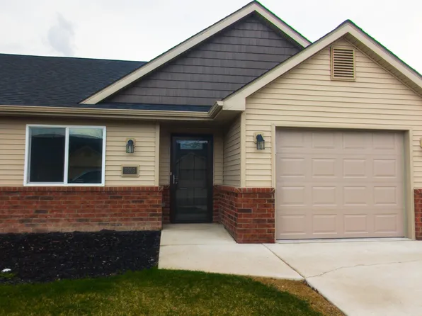 5203 Volterra Dr, Monroe, MI 48161