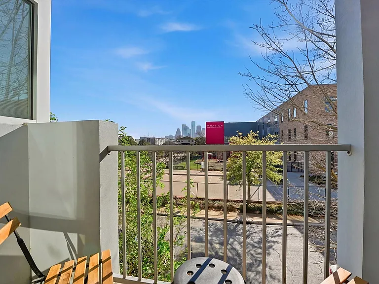 1406 Columbus St #206 — Photo 17