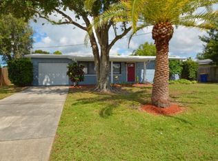 10811 Temple Ter, Seminole, FL 33772