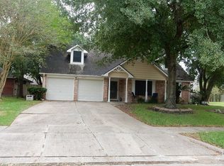 3001 Cloverdale Dr, League City, TX 77573