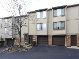 112 Serendipity Dr, Coraopolis, PA 15108