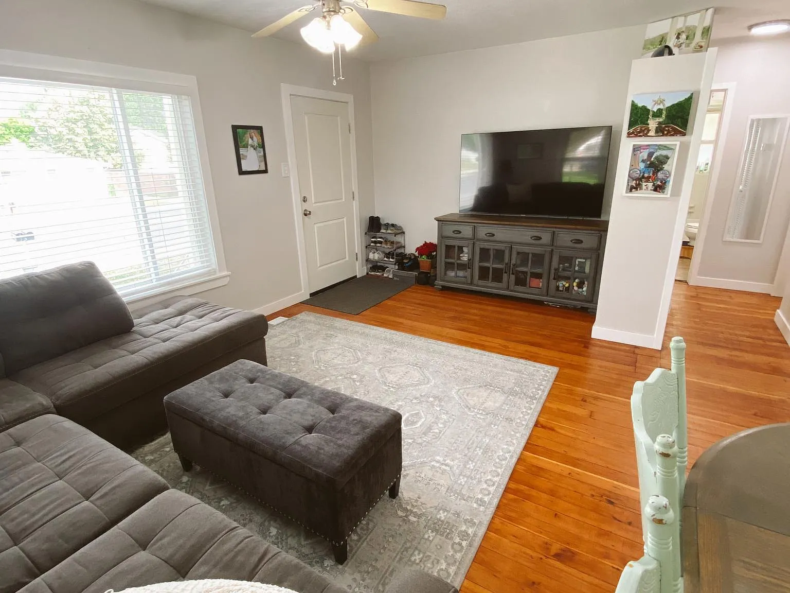 2 bed, 832 sqft, $1,400 — Photo 2