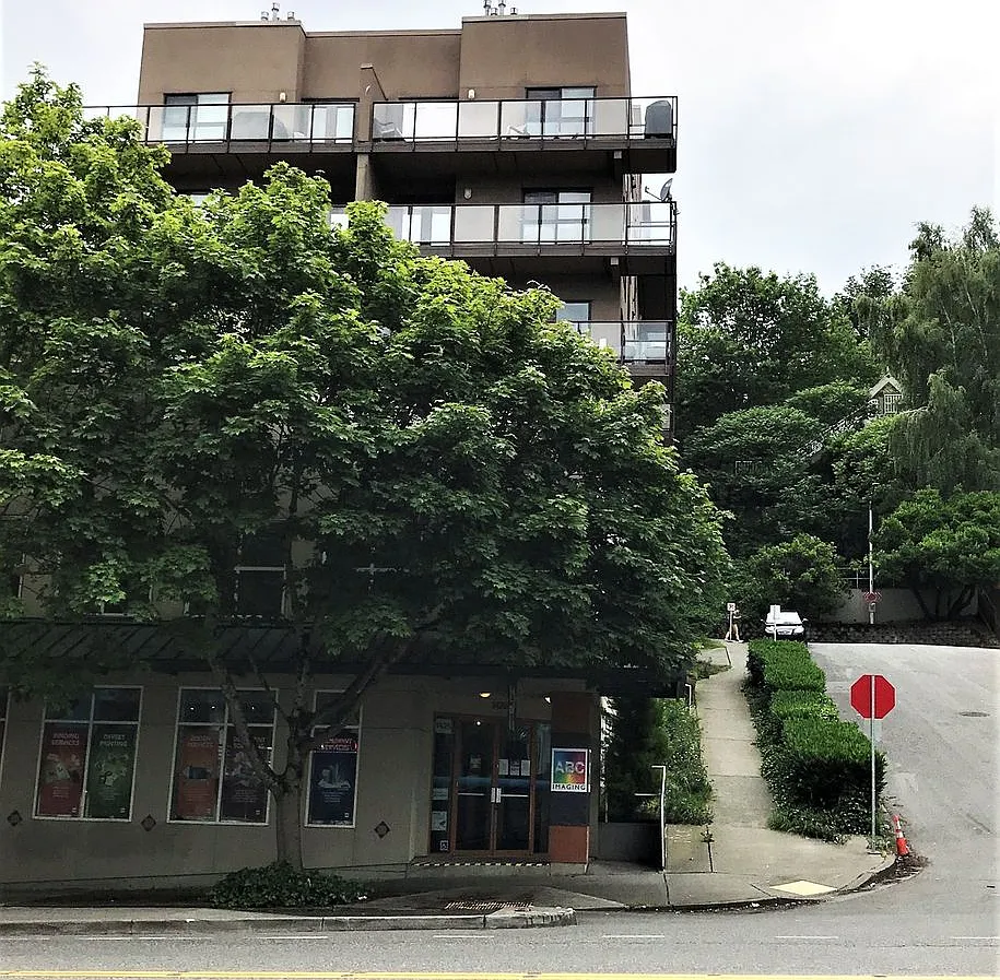 1Bd/1Ba Seattle Condo — Photo 1
