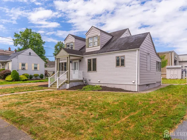 200 Mawbey St, Woodbridge, NJ 07095