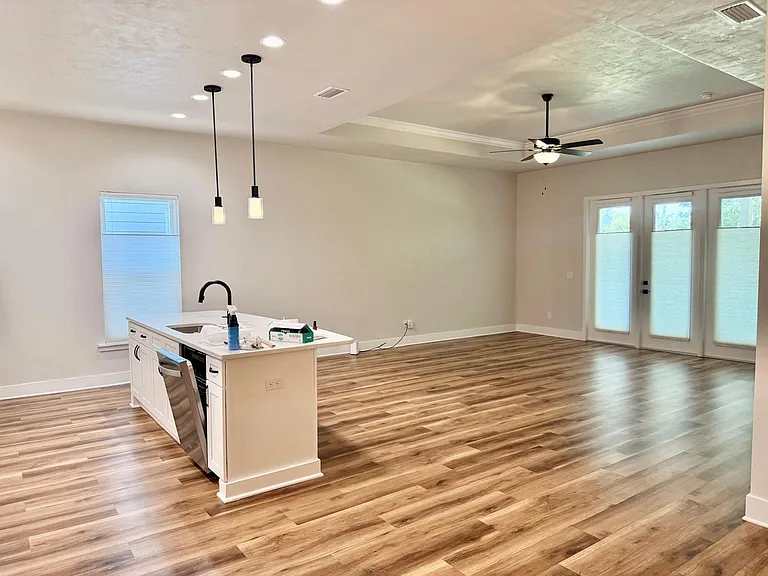 1186 NW 132nd Blvd — Photo 3