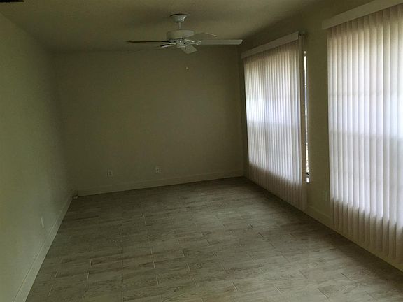 Living room/ family room-Bonus room in back of the unit
