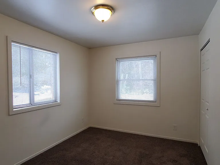 2500 Holiday Rd — Photo 9