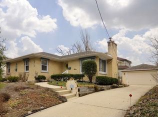 1414 Hill Ave, Wheaton, IL 60187