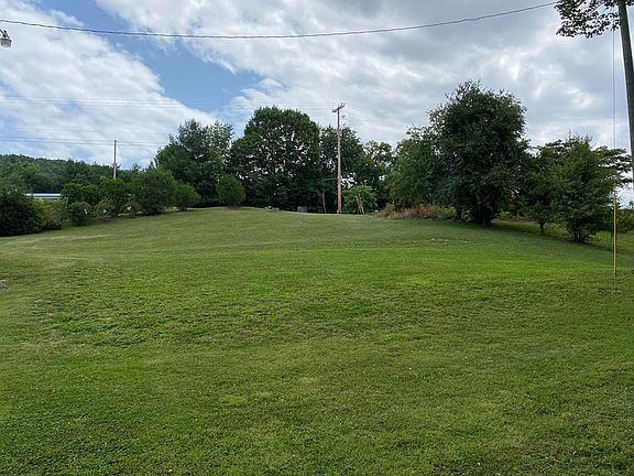 5th image of 8417 Troutdale Hwy