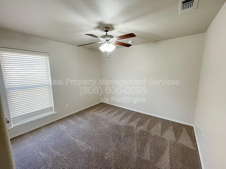 7418 102nd St — Photo 6