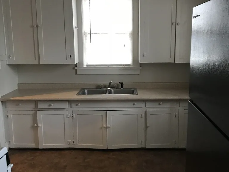 616 W Lafayette St — Photo 6