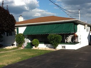 510 Clark St, Old Forge, PA 18518