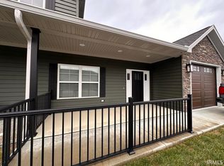 3795 High Pointe Ln, Newburgh, IN 47630