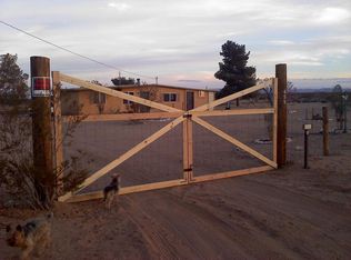 455 Phillips Rd, Landers, CA 92285