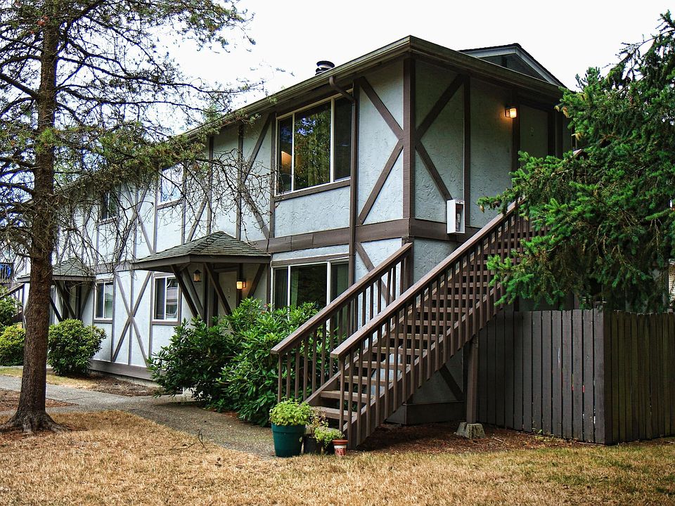 1st image of 23101 Cedar Way #101