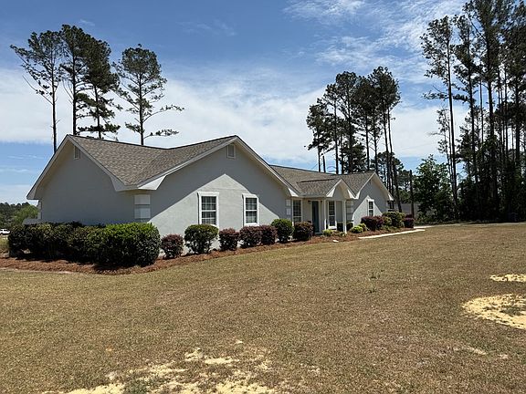 5th image of 60 Tuxedo Rd