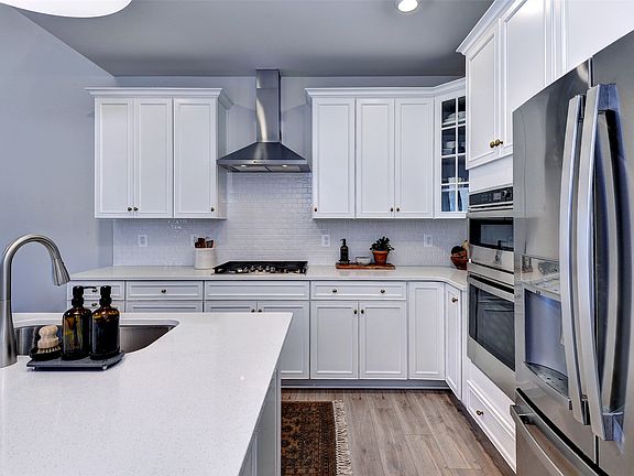 5th image of 4105 Isaac Cir
