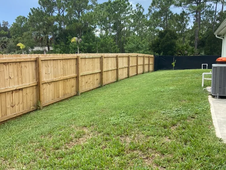 Side yard - fenced