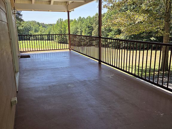 5th image of 779 Mount Zion Rd
