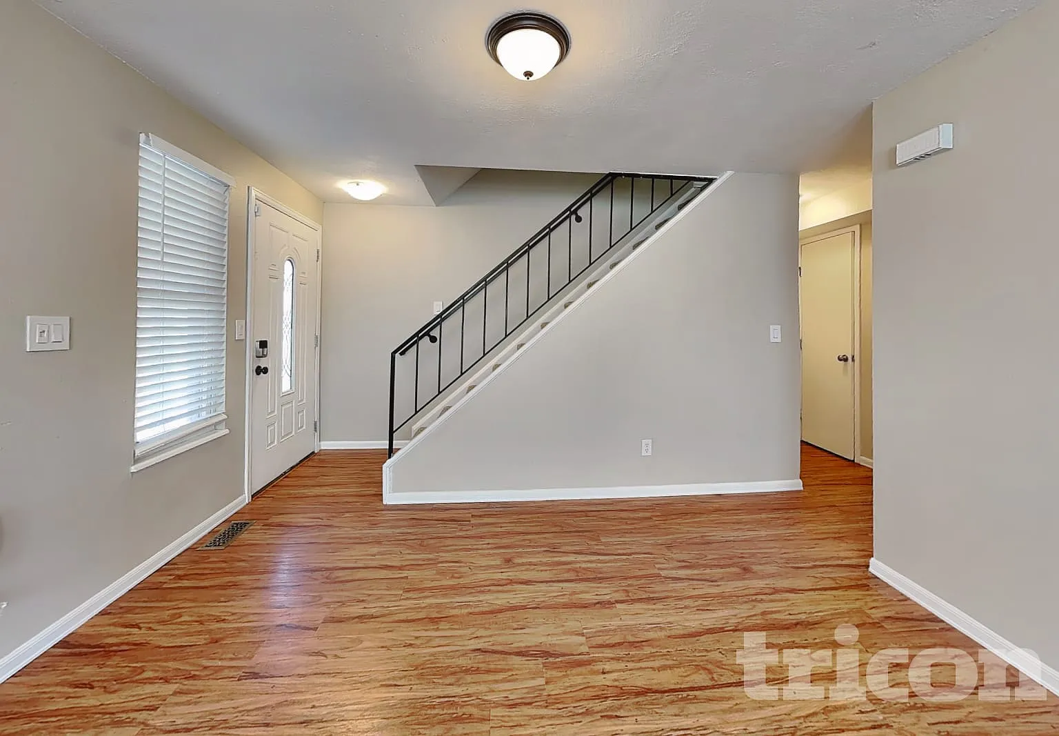 8092 Lee Ct Arvada CO — Photo 3