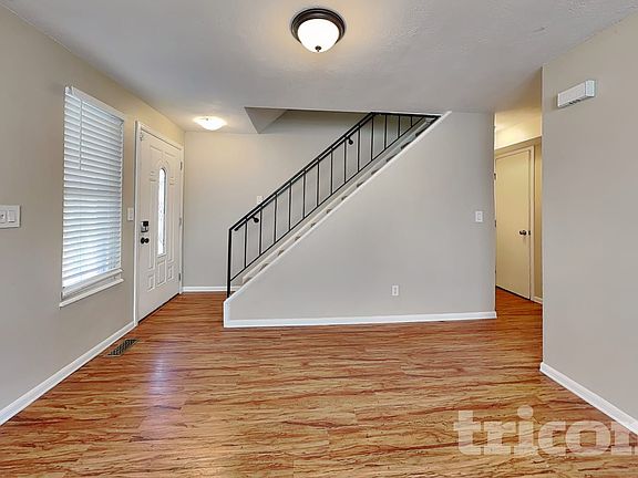 3rd image of 8092 Lee Ct
