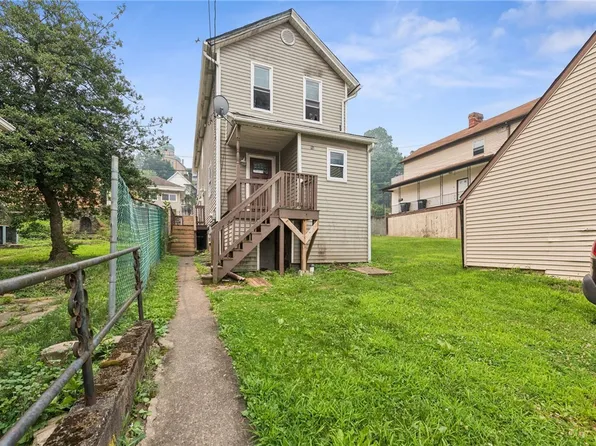 1008 Fallowfield Ave, Charleroi, PA 15022