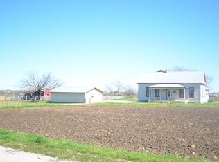 187 Mustang Dr, Paige, TX 78659