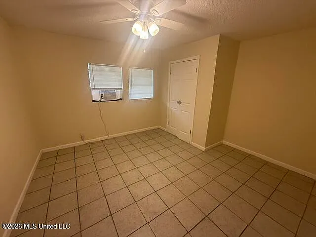 321 Rodenberg Ave #2 — Photo 5