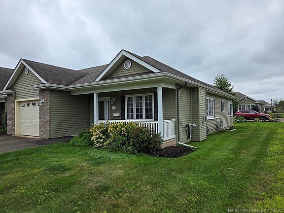 2nd image of 26 Adelie Ln