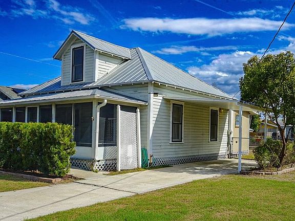2nd image of 146 N HERNANDO AVENUE