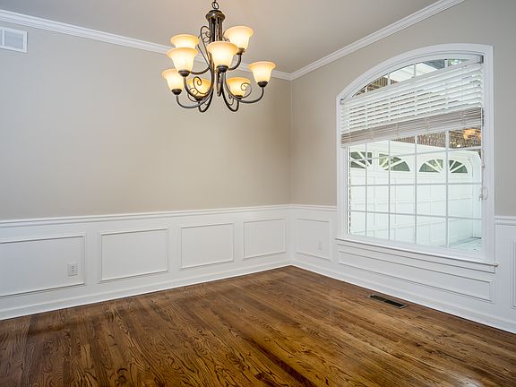 5th image of 4091 Hickory Fairway Dr