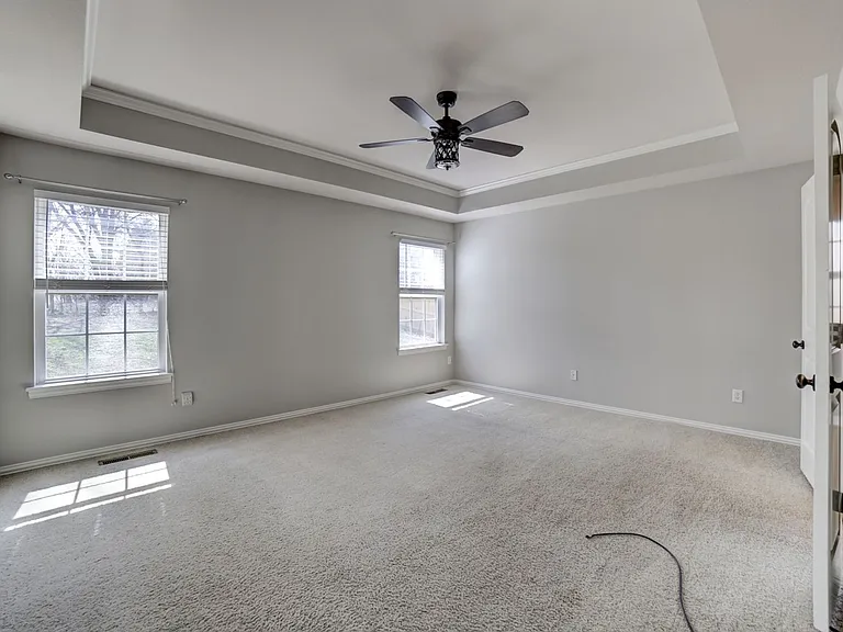 819 E Seattle Pl — Photo 7