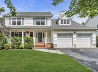 17 Runyon St, Hillsborough, NJ 08844