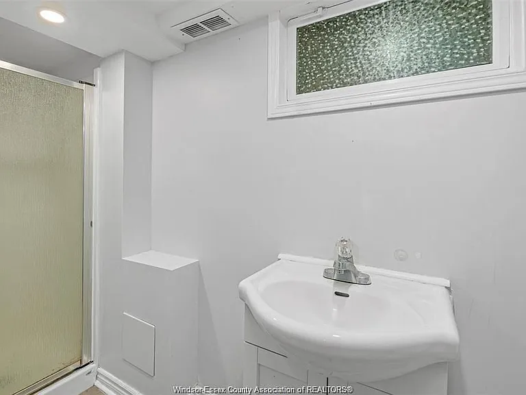 1217 Harrison Ave #2 — Photo 12