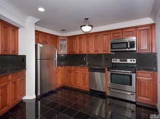 51 Sylvan Ln #51, Pt Jefferson Station, NY 11776