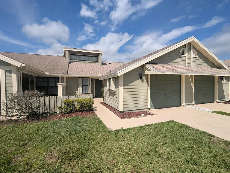 1455 SE Colchester Cir — Photo 19