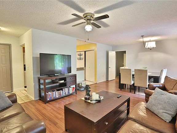 4th image of 1 Sudbury Ln