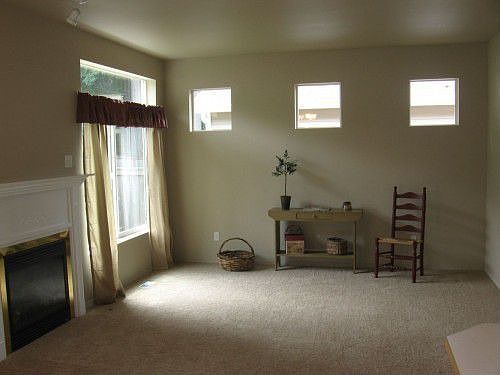 3rd image of 3421 6th Ave NW