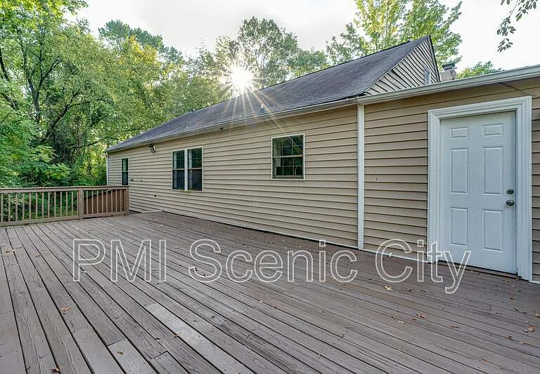 4717 Beverly Kay Dr — Photo 28