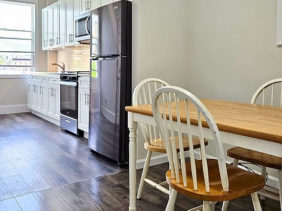 5th image of 35-49 Vernon Blvd #2R