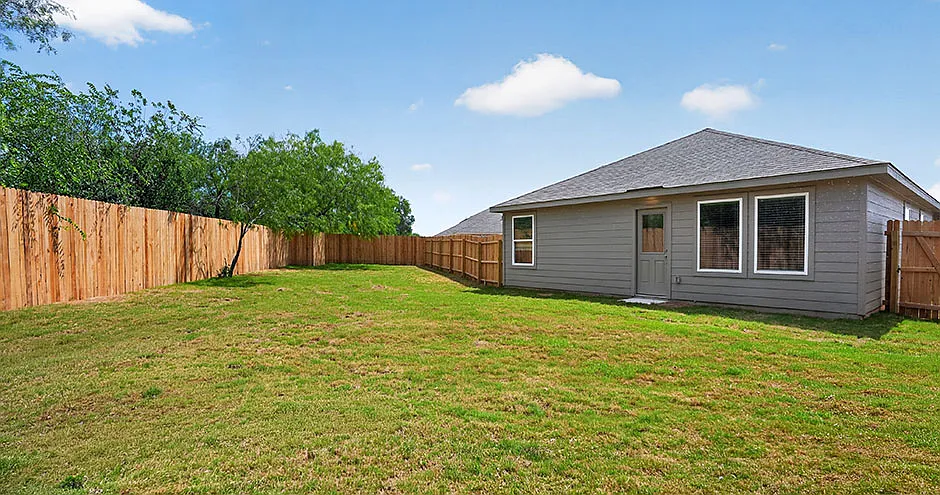 Axis at Veranda Rental Homes — Photo 2